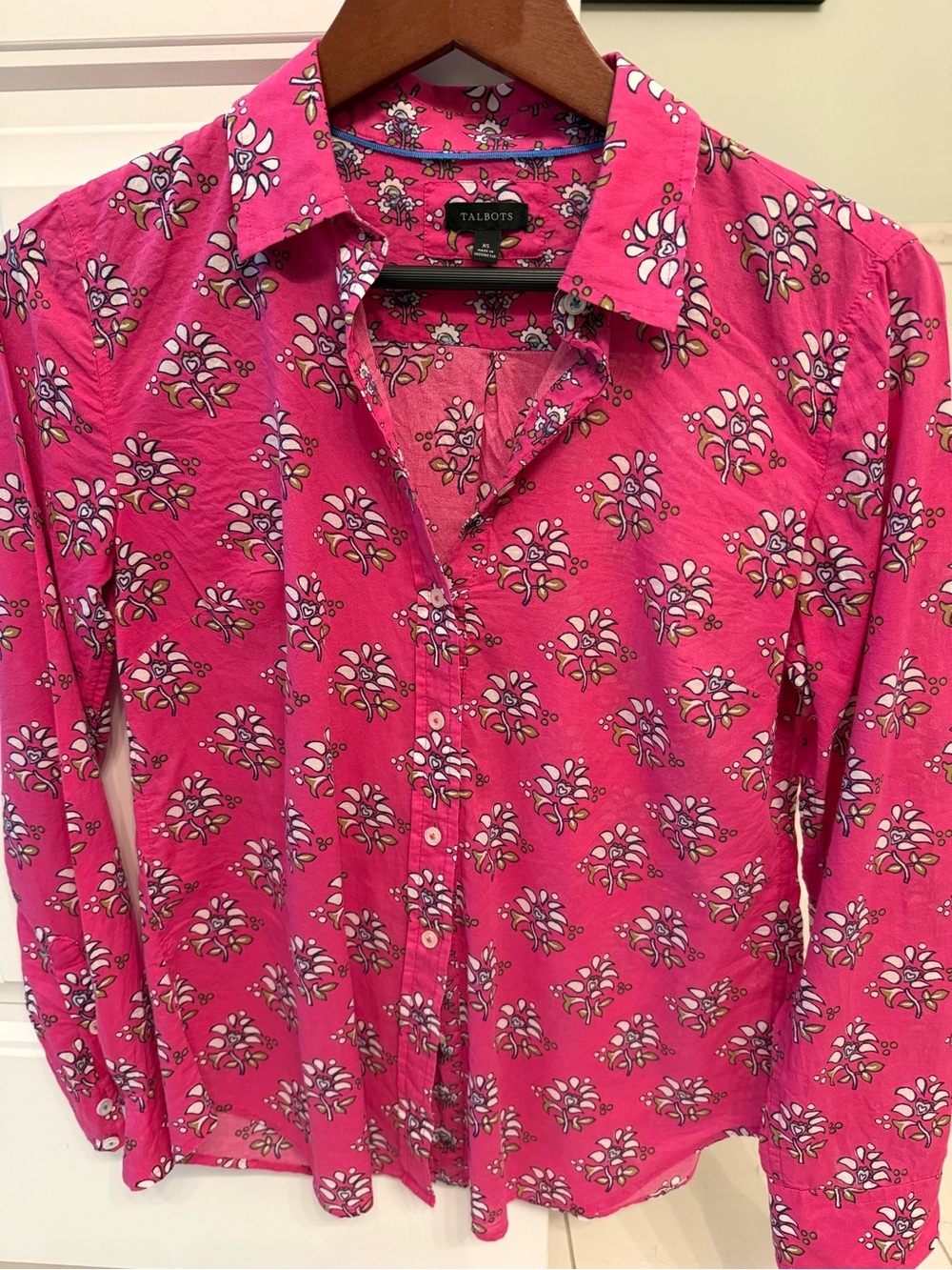 Talbots Women’s Pink Floral Button-Up Shirt